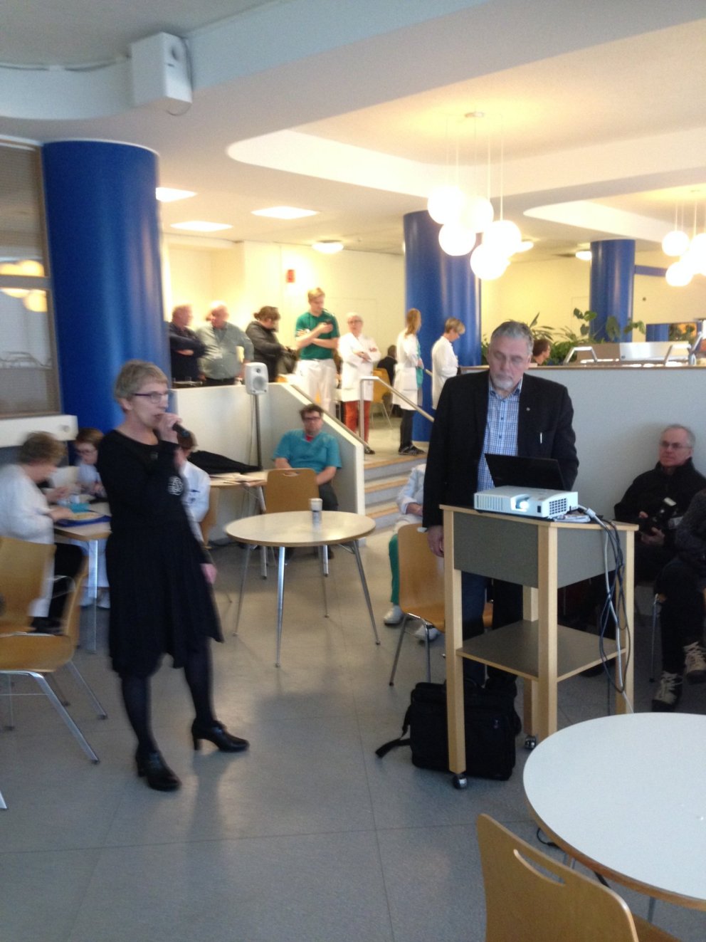 Spítalinn okkar, lífleg fundarherferð