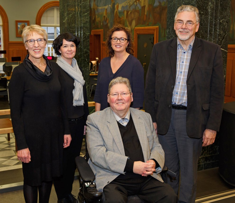 Við undirskrift samningsins