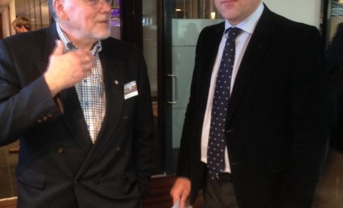 Spítalinn okkar með kynningu